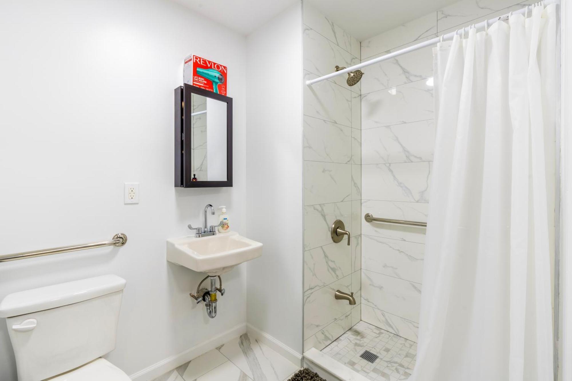 Homelike Suites In The Heart Of China Town New York Kültér fotó